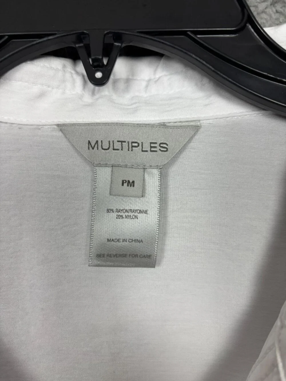 Multiples White Button-Up Blouse W/ Embroidered Floral Sleeves Size PM NWT's - Picture 6 of 8